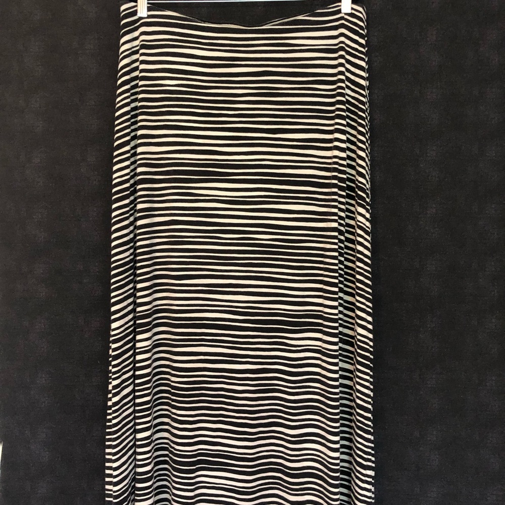 Lane Bryant Black White Zebra Knit Maxi Skirt